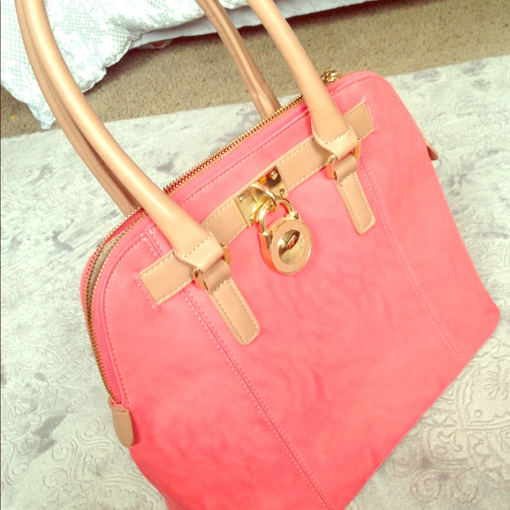 Medium Purse